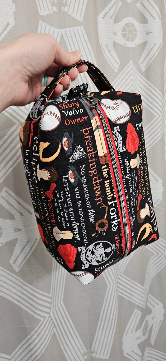 Nessie Hoa Quilted Box Pouch