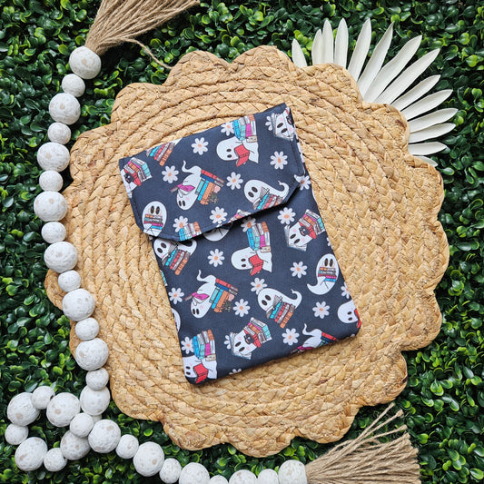 Ghostie Reads Kindle Sleeve