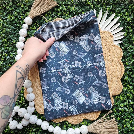 Spicy Reader Book Sleeve