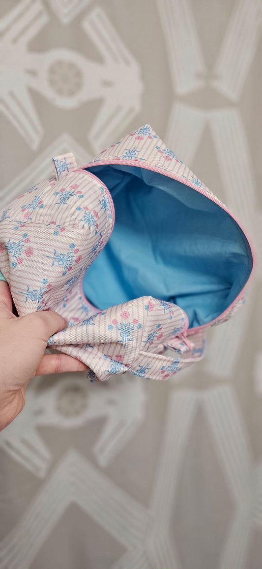 Dainty Floral Box Pouch