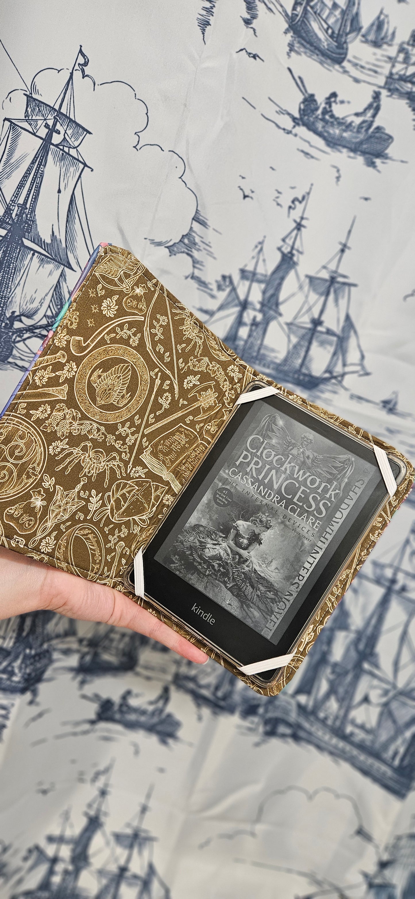 Good Luck Kindle Cover