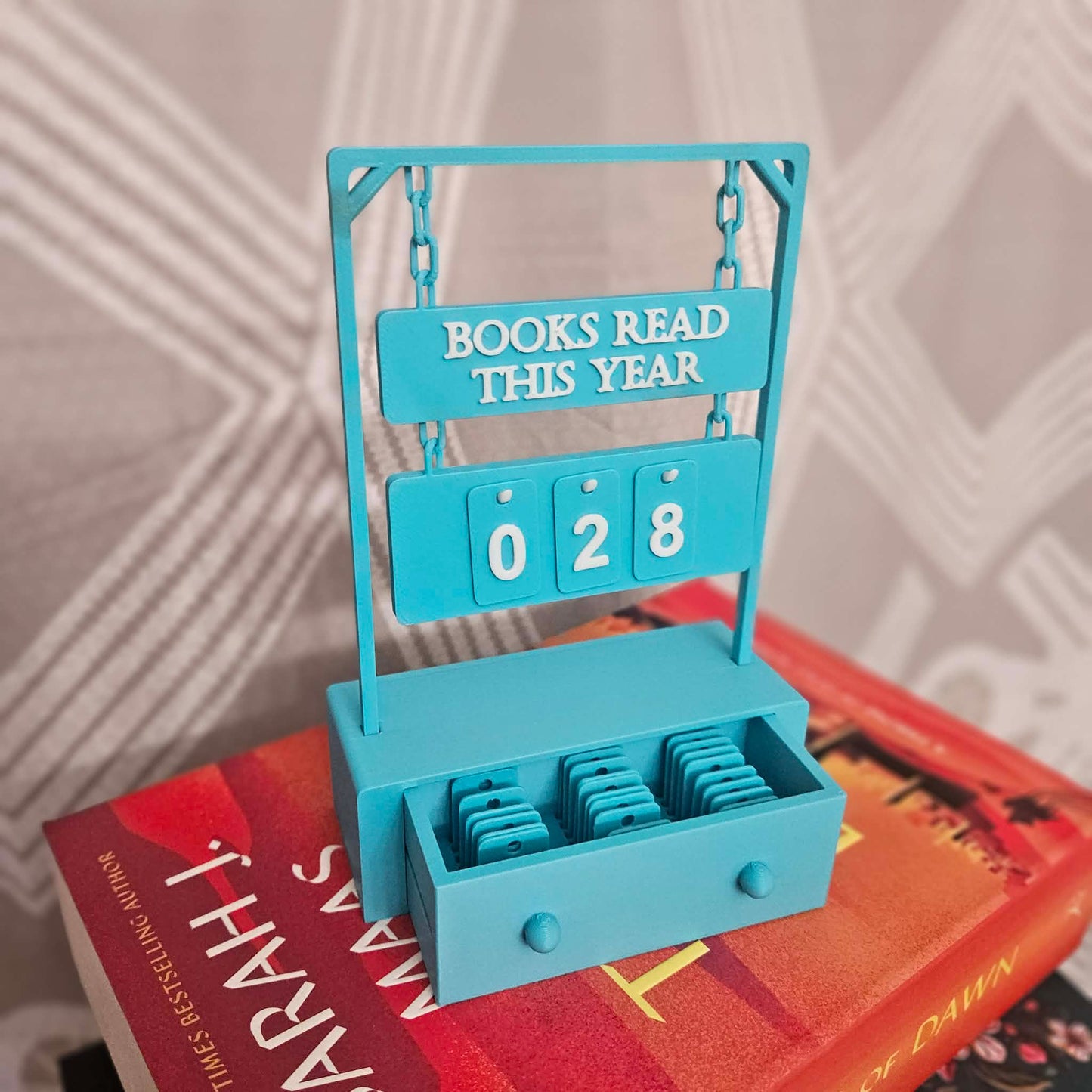 3D Printed Book Reading Tracker Bookshelf Decor