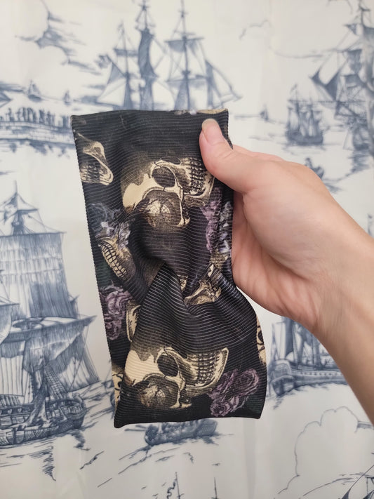 Skulls Ribbed Twist Headband
