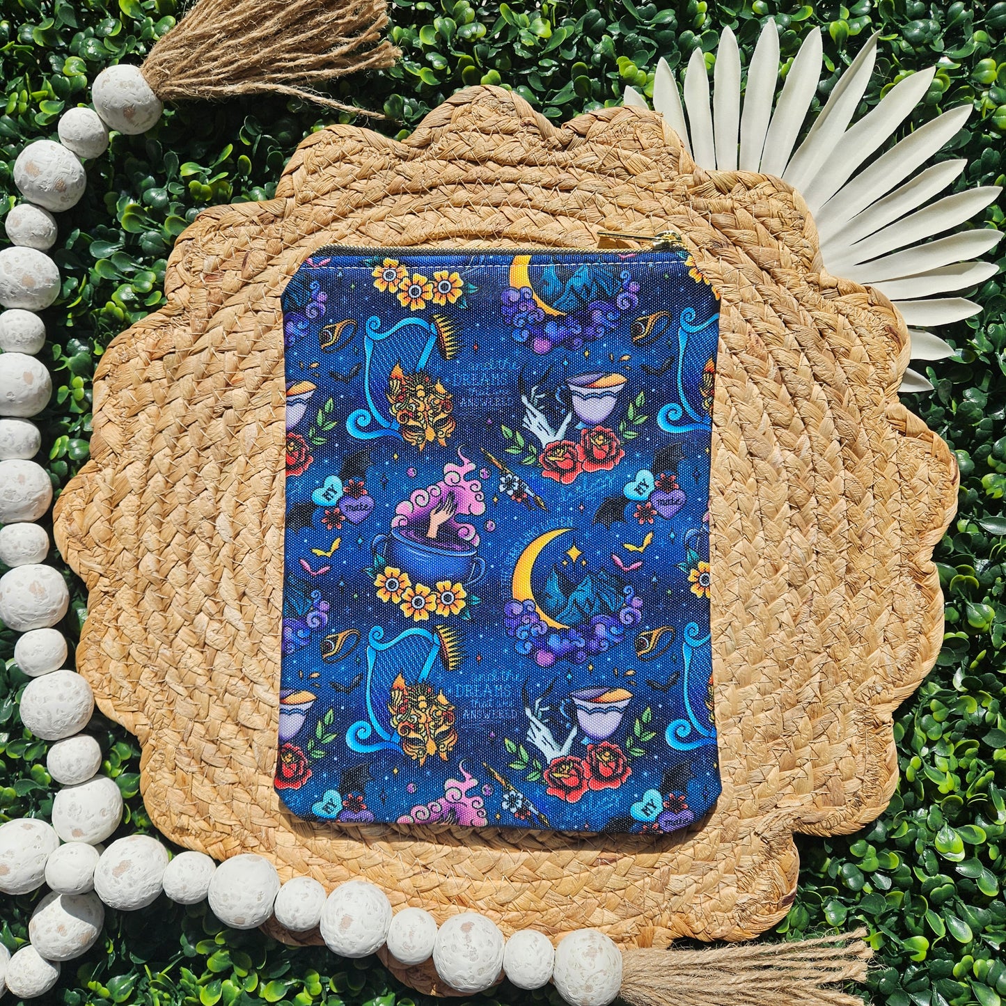 Zippered - Fae Book Mash Up KINDLE Sleeve