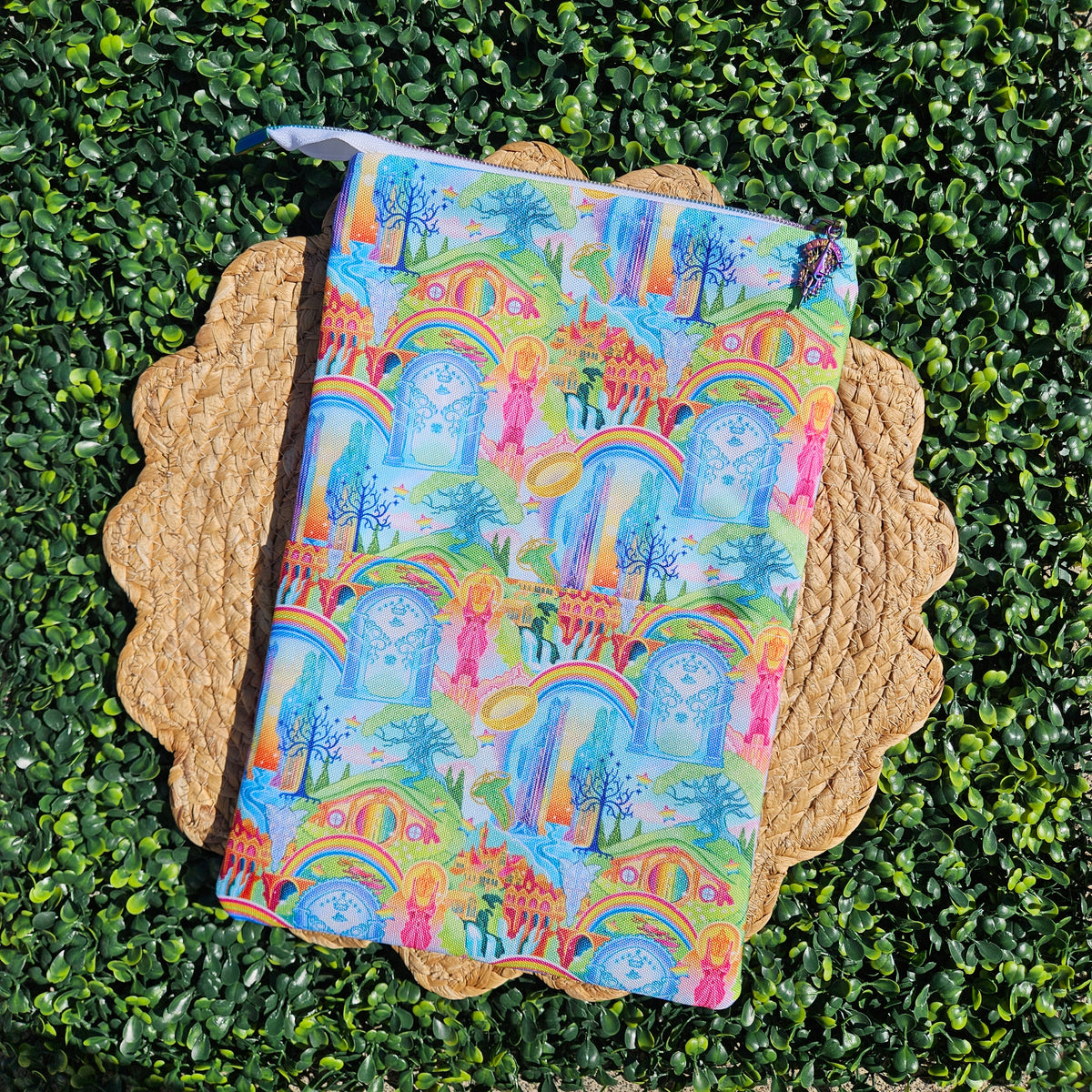 90s Rainbow Middle Earth - Zippered Book Sleeve