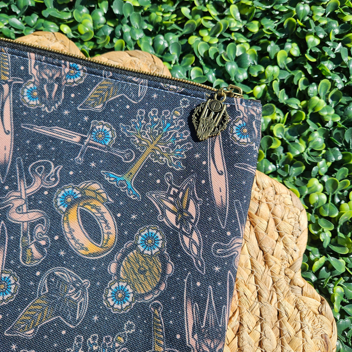 Middle Earth Tattoo - Zippered Book Sleeve