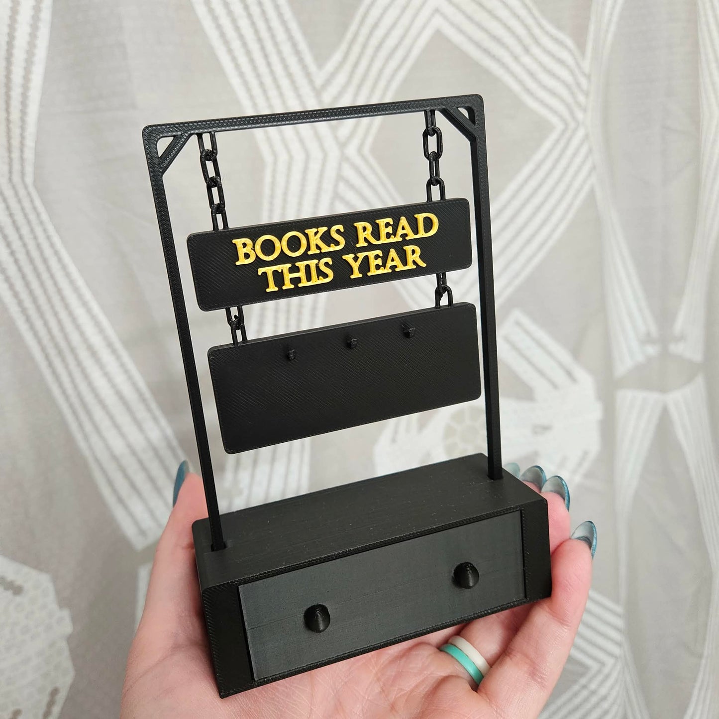 3D Printed Book Reading Tracker Bookshelf Decor