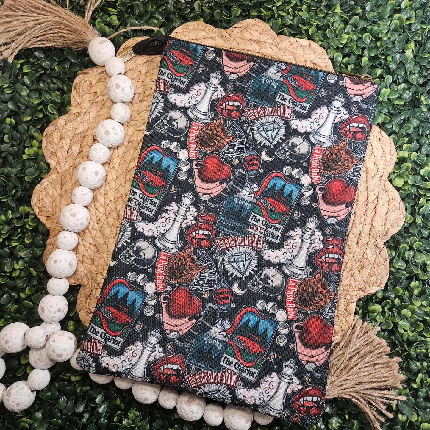 La Push Mash Up EXTENDED ZIPPER Book Sleeve