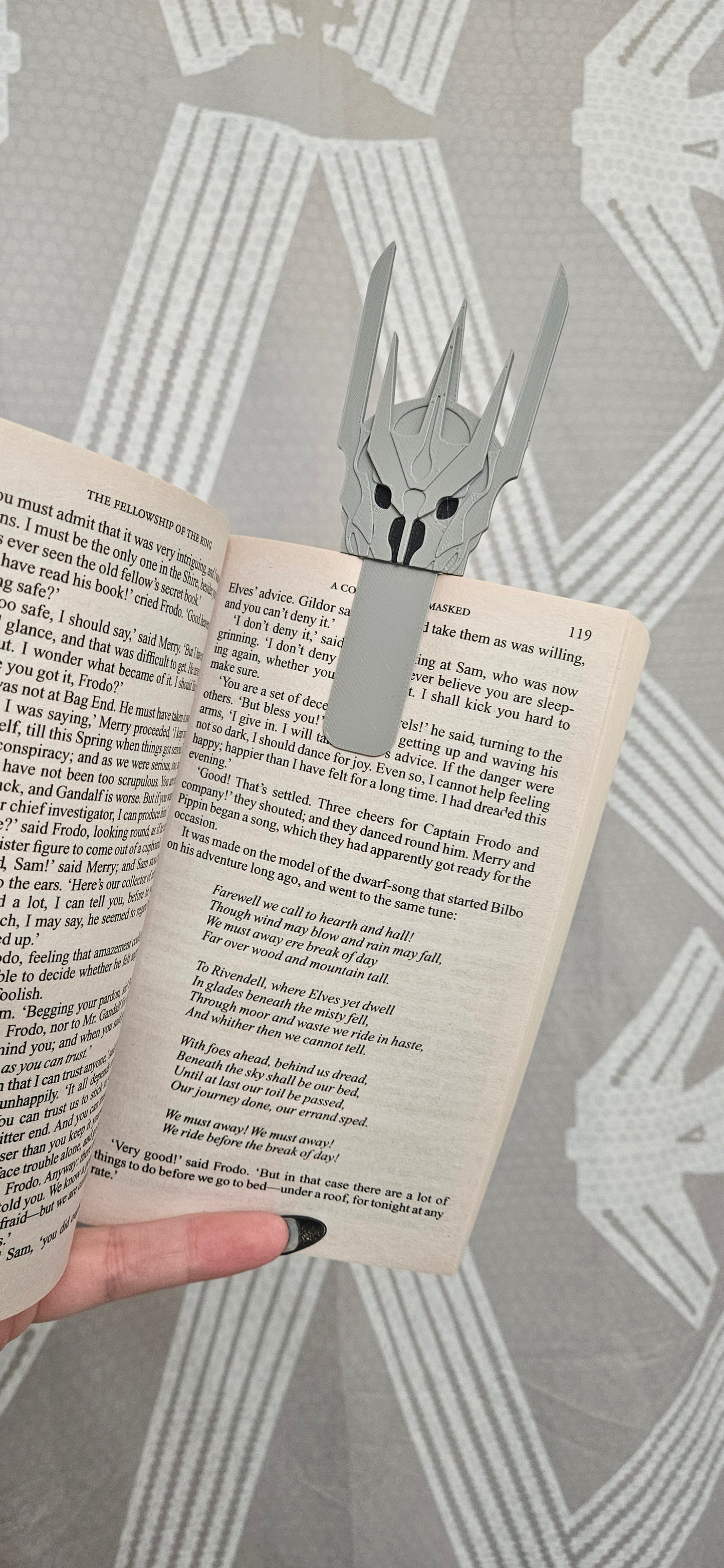 Middle World Clip Bookmarks